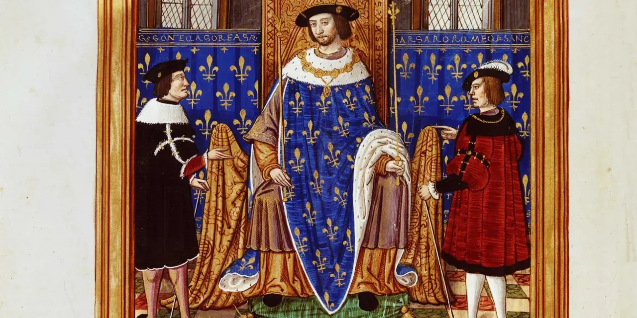 Un roi trône, entouré de ses baillis et sénéchaux. L'un porte une robe noire, l'autre une cape rouge. Le fond est orné de lys dorés sur fond bleu.